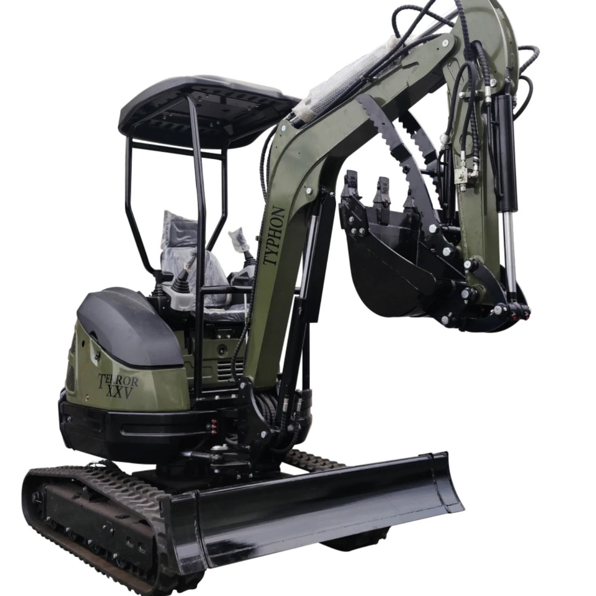 TYPHON 2.5 Ton Mini Excavator KUBOTA Diesel Engine USA W 14 attachments