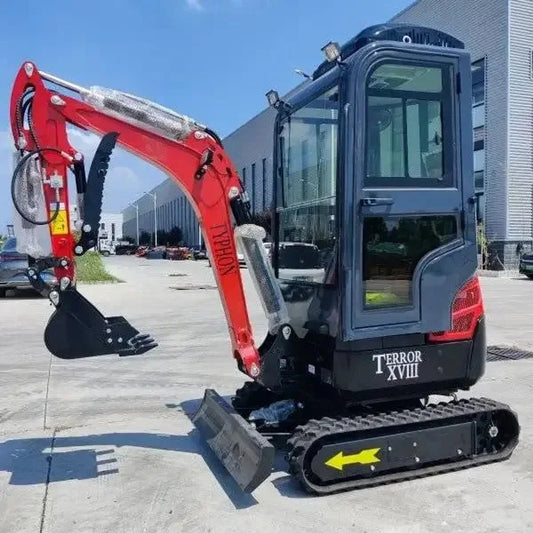TYPHON TERROR XVIII Mini Excavator 4000lbs KUBOTA D902 + 12 inch BUCKET
