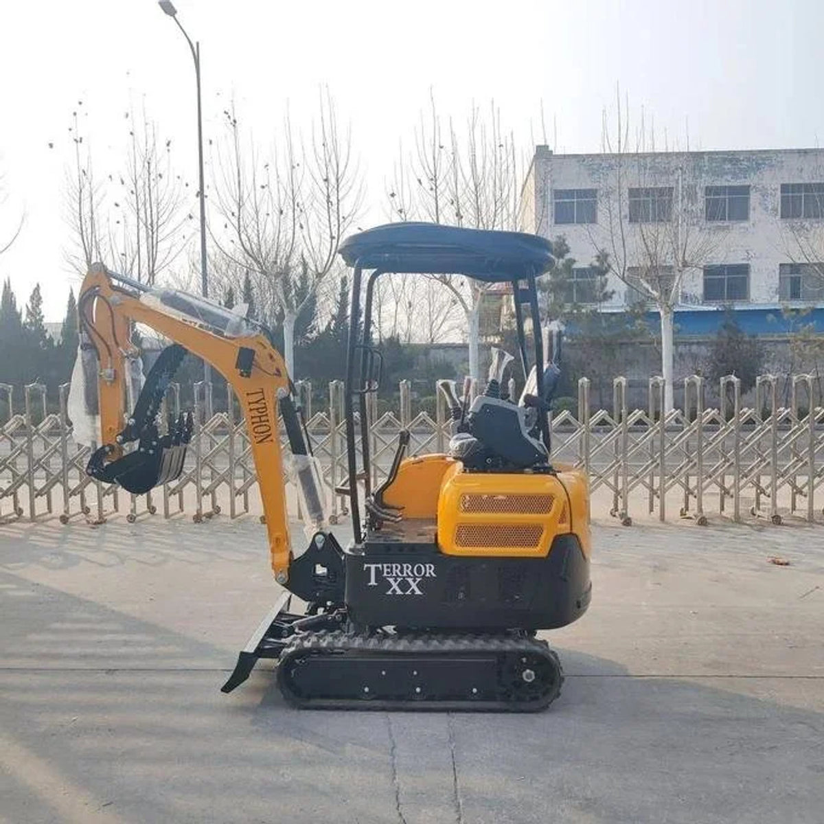 2025 4,000 lb TYPHON TERROR XX Mini Excavator Rubber Track with Kubota D902