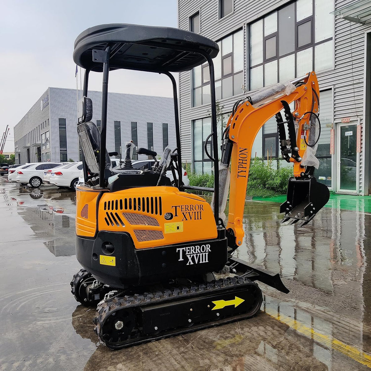 4,000 lbs Terror XVIII Mini Excavator, EPA Certified KUBOTA D902 Diesel Machine