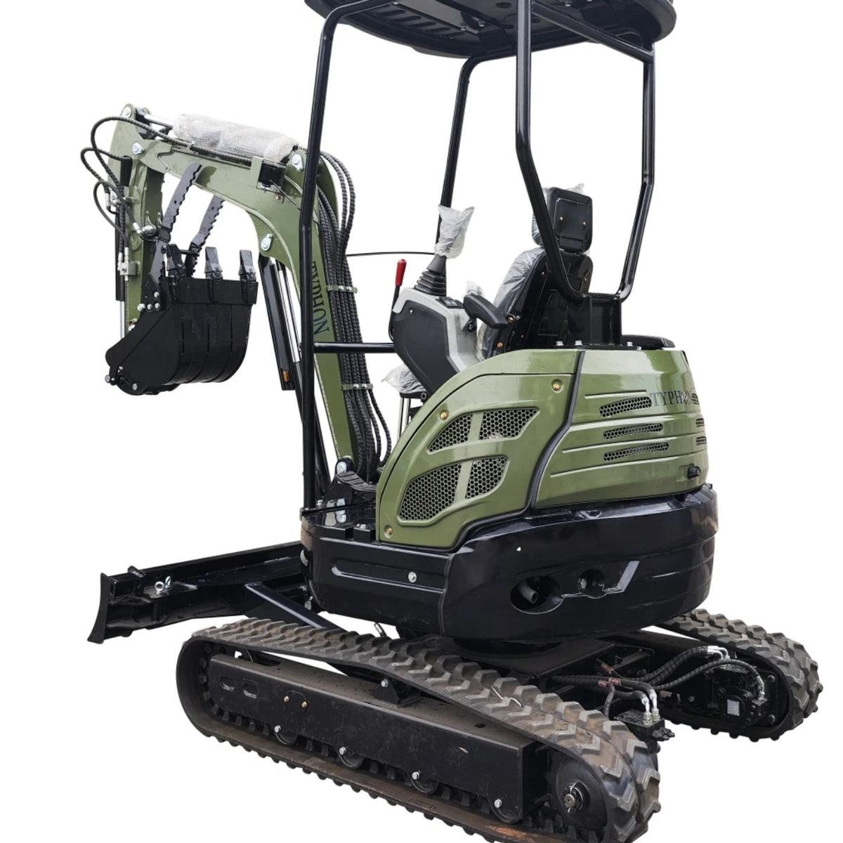 TYPHON 2.5 Ton Mini Excavator KUBOTA Diesel Engine USA W 14 attachments