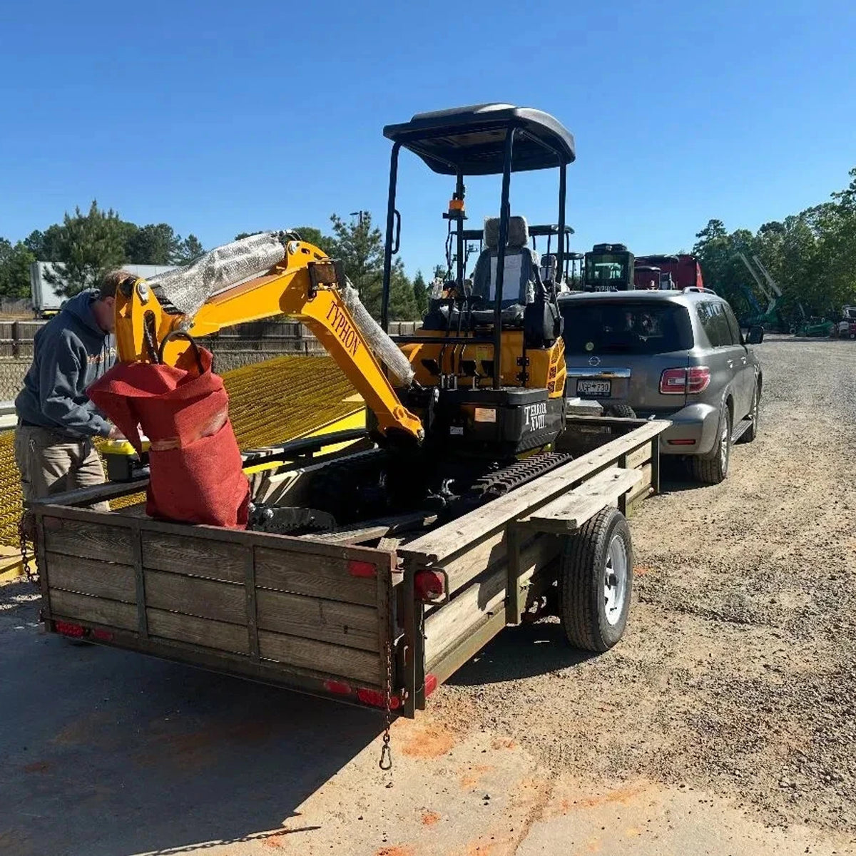 2025 TYPHON TERROR XX Lux Mini Excavator 4000 lb Rubber Track Kubota D902